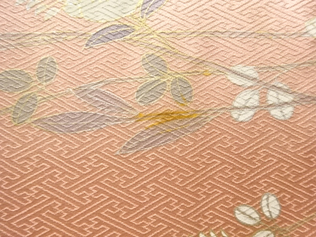  荒波に花籠模様訪問着（重ね衿付き）